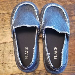 Childrwn's Place Loafers.  Children's 12